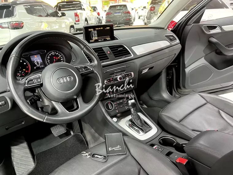 Audi Q3 Preto 6