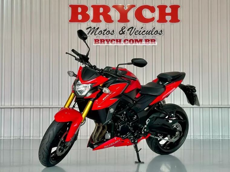 Suzuki GSX-S Vermelho 7