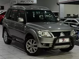 Mitsubishi Pajero TR4