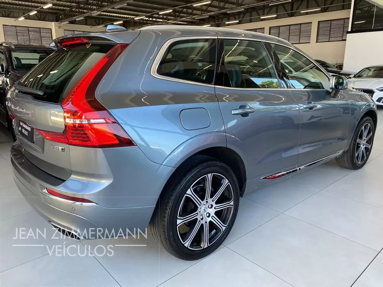 Volvo XC60 Cinza 12