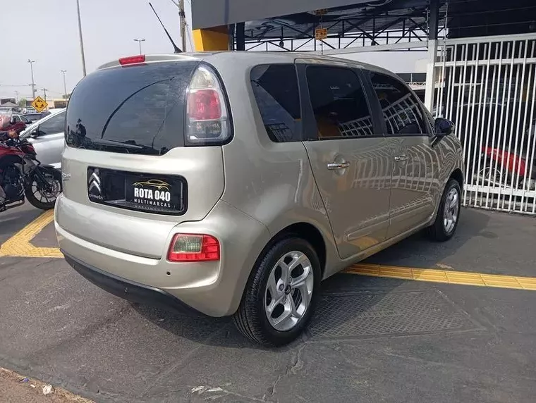 Foto do carro