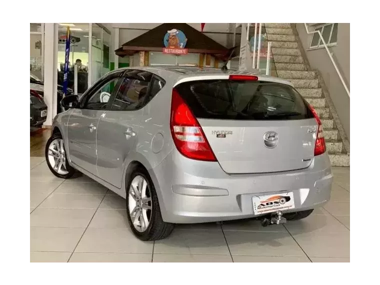 Hyundai I30 Prata 5