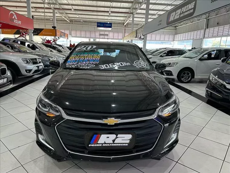 Chevrolet Onix Preto 5