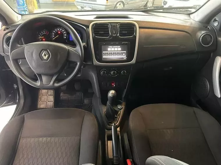 Renault Sandero Preto 4