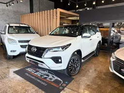 Toyota Hilux SW4