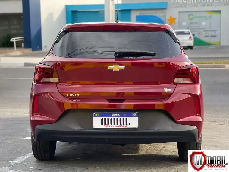 Chevrolet Onix Vermelho 10