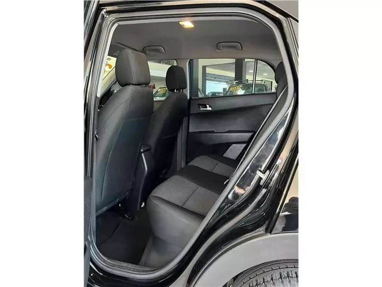 Hyundai Creta Preto 17