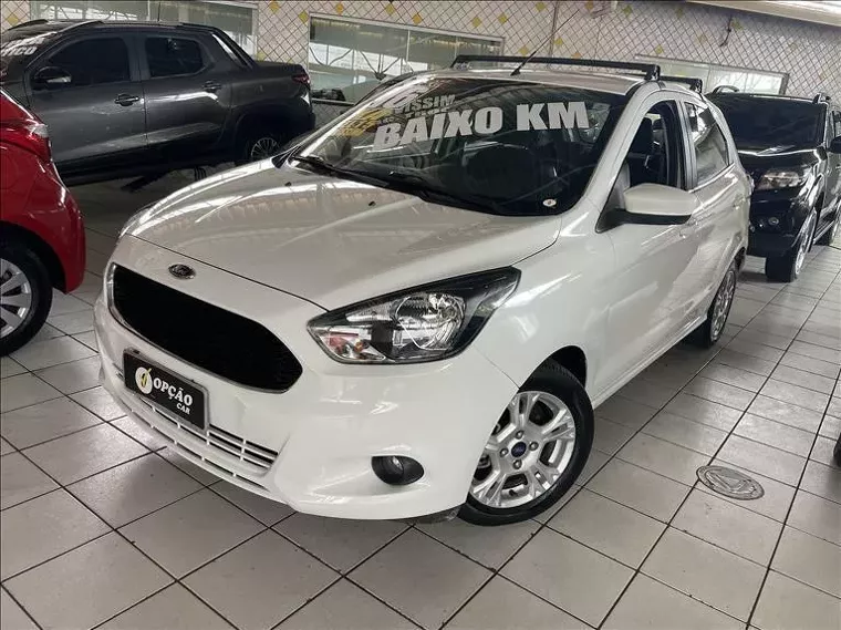 Ford KA Branco 13