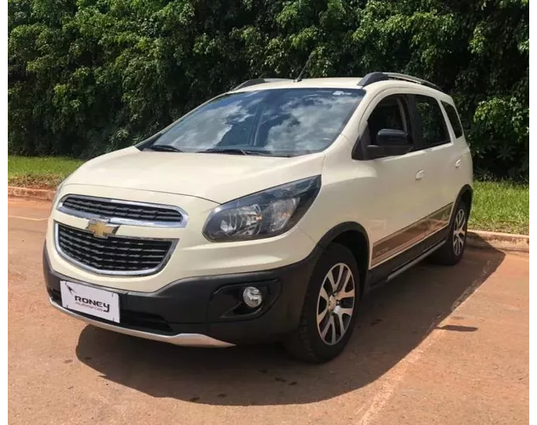 Chevrolet Spin Branco 19