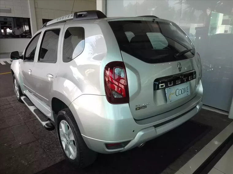 Renault Duster Prata 5