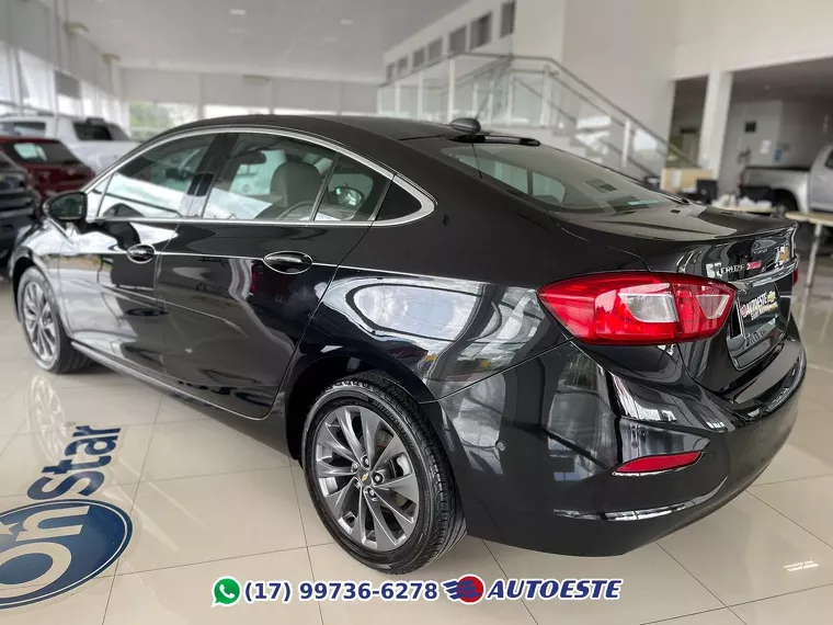 Chevrolet Cruze Preto 3