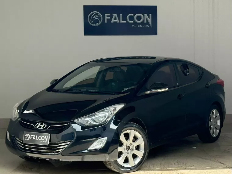 Hyundai Elantra Preto 5