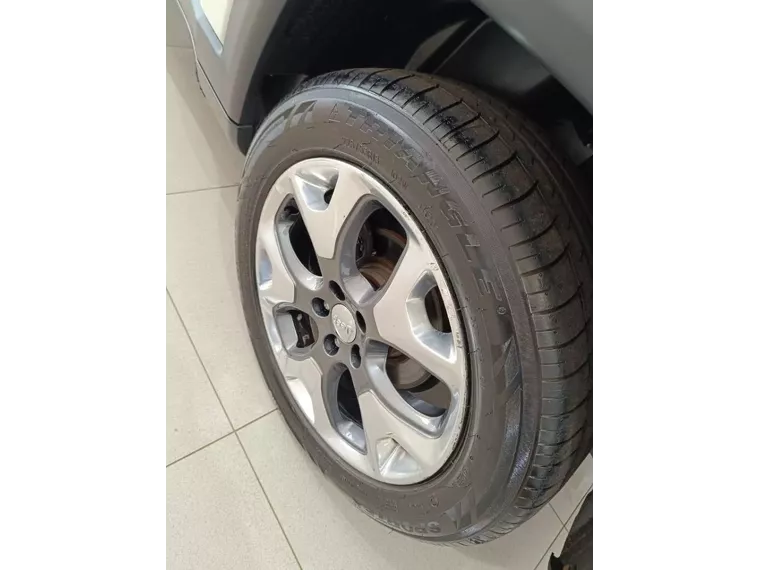 Jeep Compass Branco 4