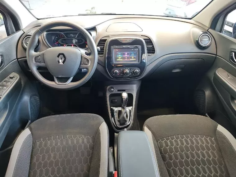 Renault Captur Prata 12