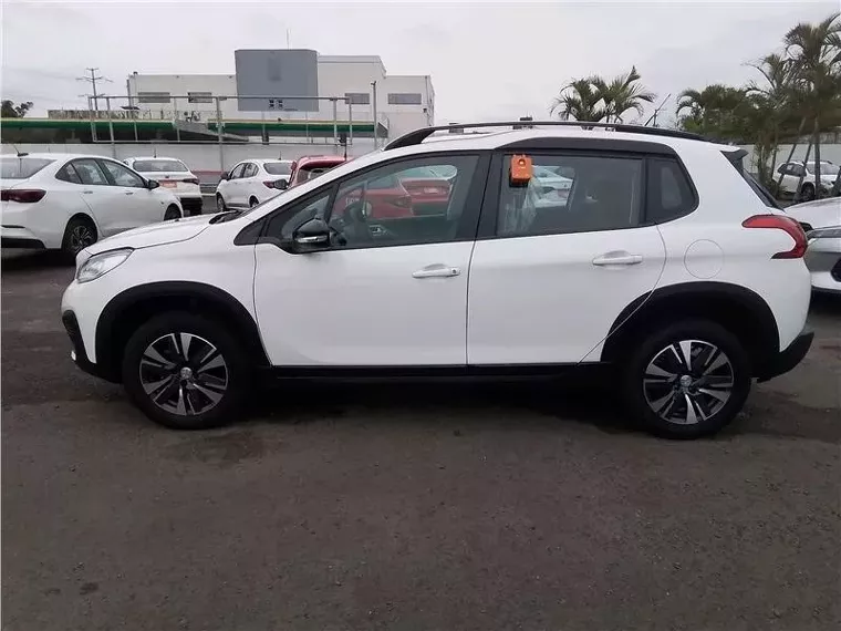 Peugeot 2008 Branco 4