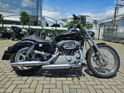 Sportster 883