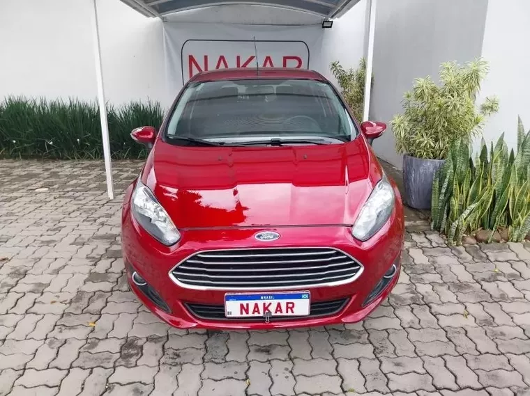 Ford Fiesta Vermelho 7