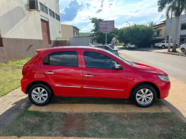 Volkswagen Gol Vermelho 2