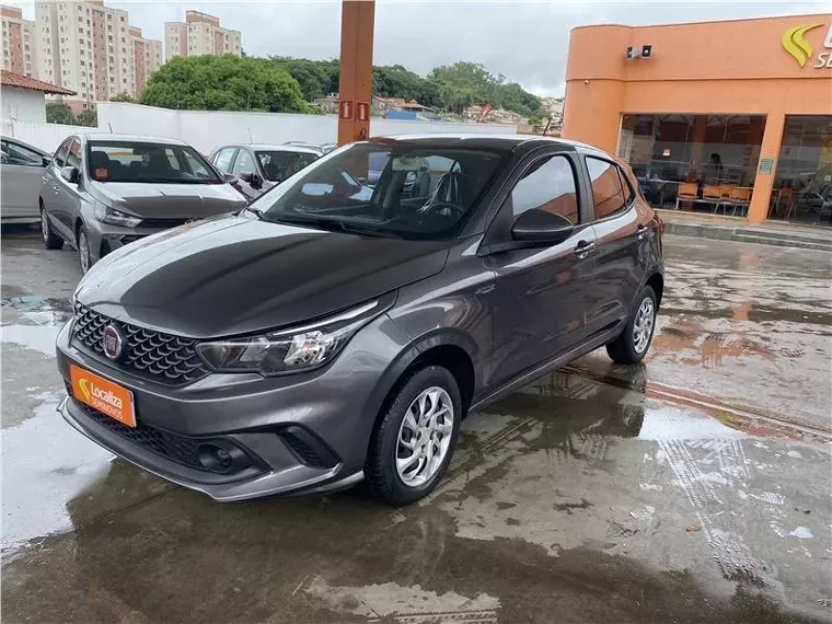 Fiat Argo Cinza 1