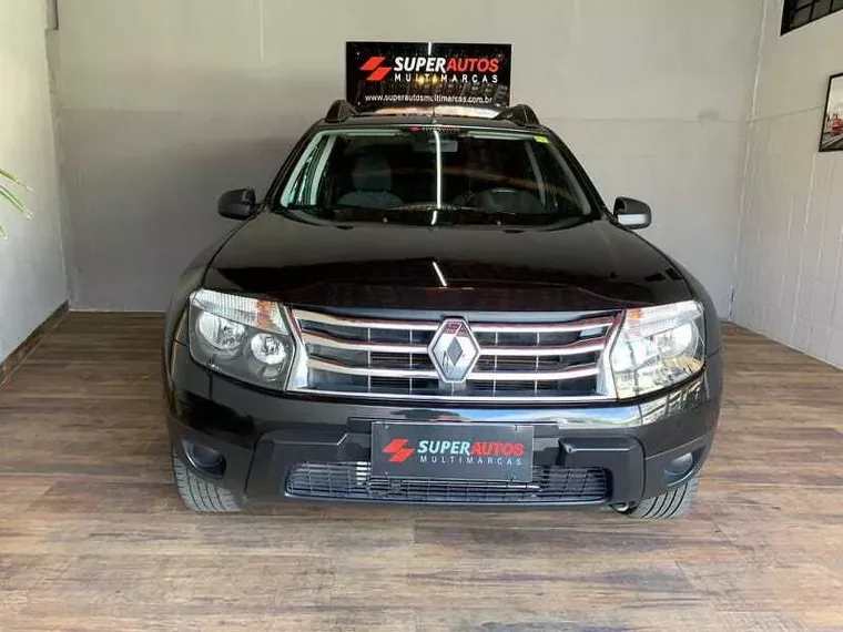 Renault Duster Preto 8