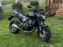 CB 600