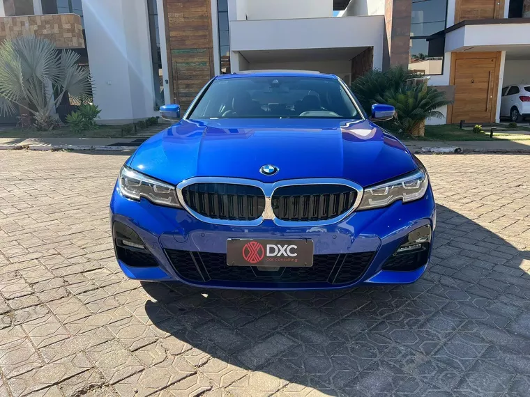 BMW 320i Azul 10