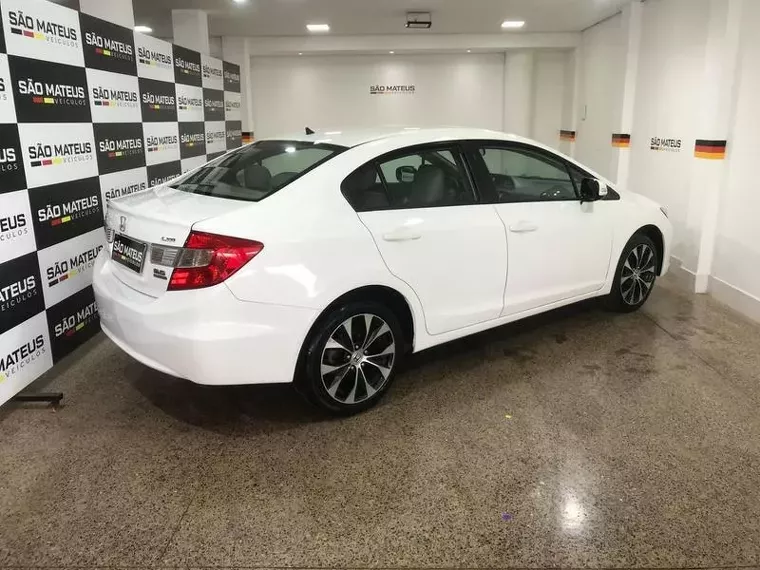 Honda Civic Branco 1