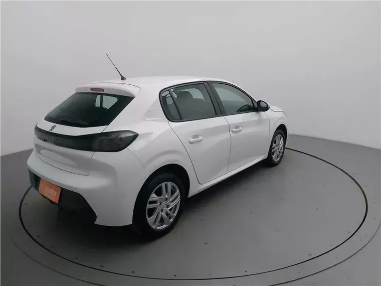 Peugeot 208 Branco 2