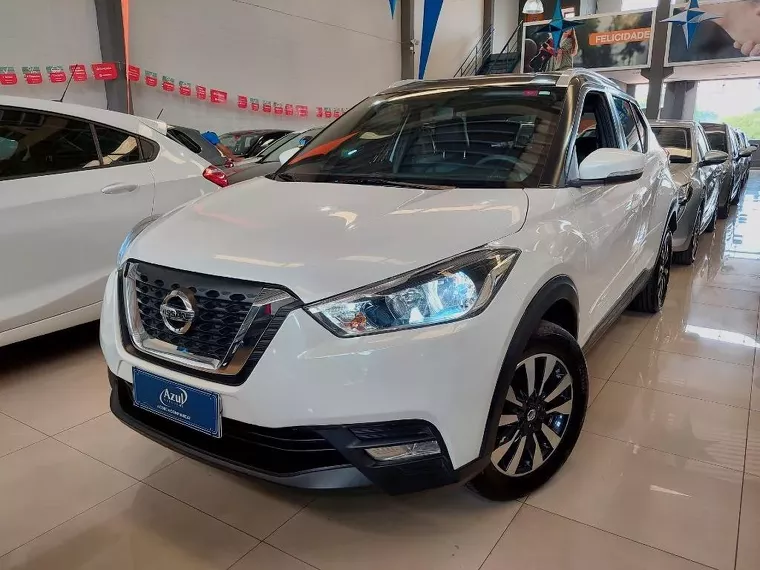 Nissan Kicks Branco 8