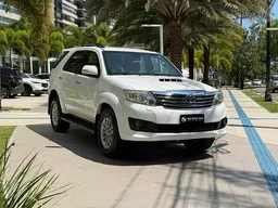 Toyota Hilux SW4