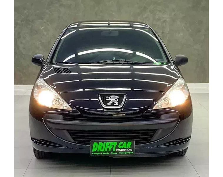 Peugeot 207 Preto 8