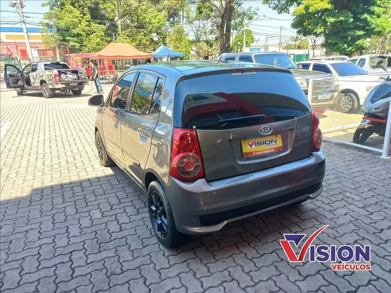 KIA Picanto Cinza 11