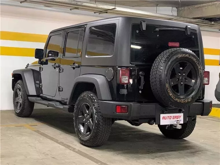 Jeep Wrangler Preto 6