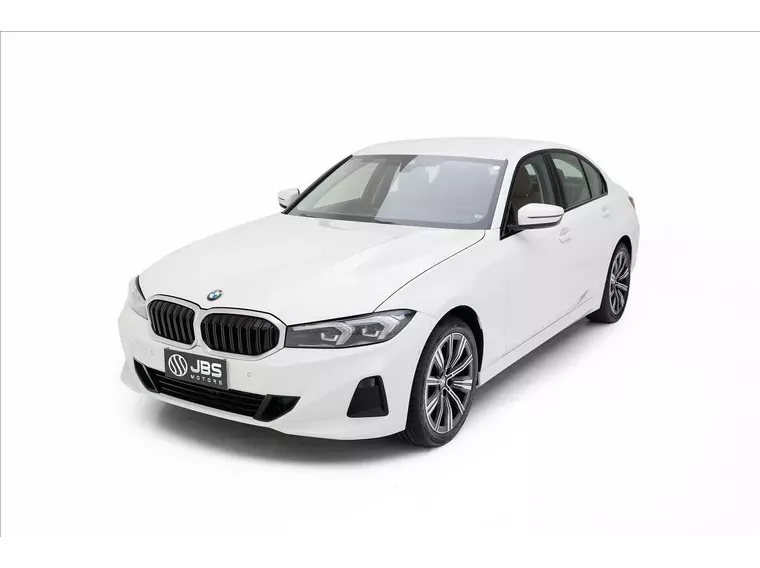 BMW 320i Branco 10