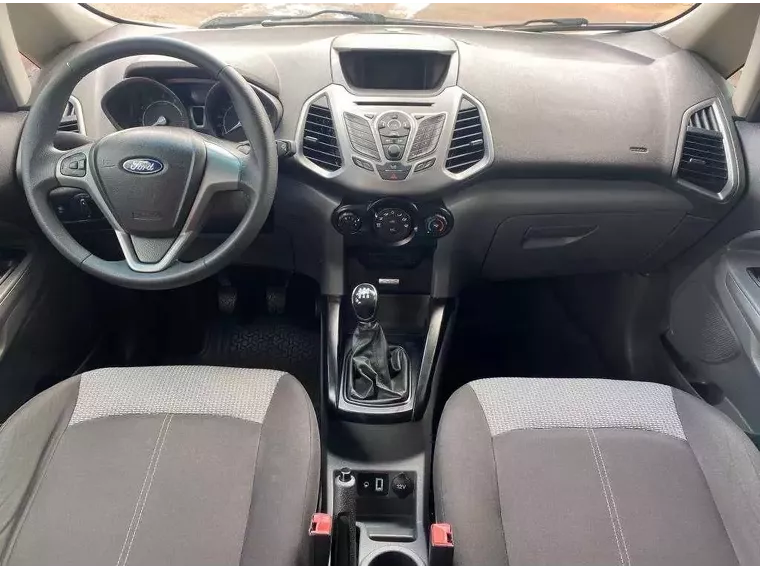 Ford Ecosport Prata 8