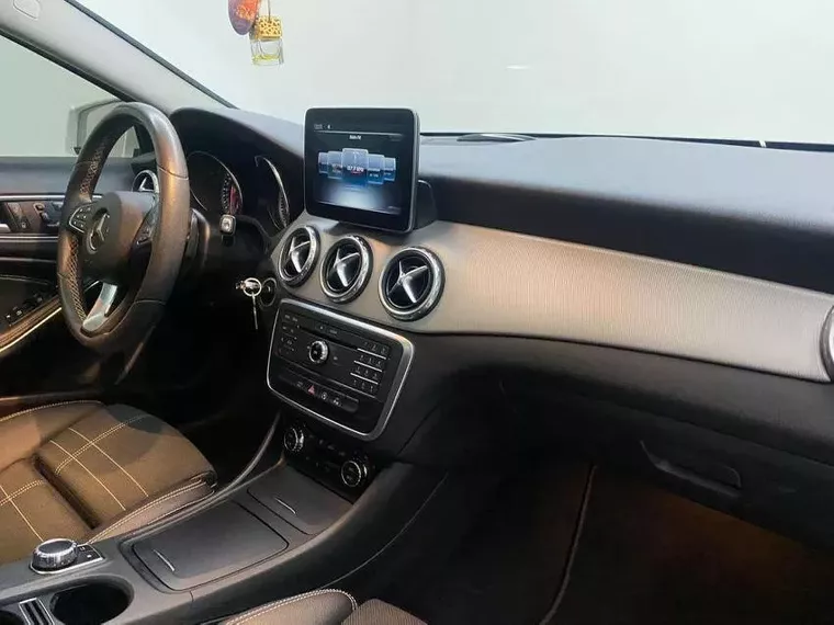 Mercedes-benz GLA 200 Branco 13