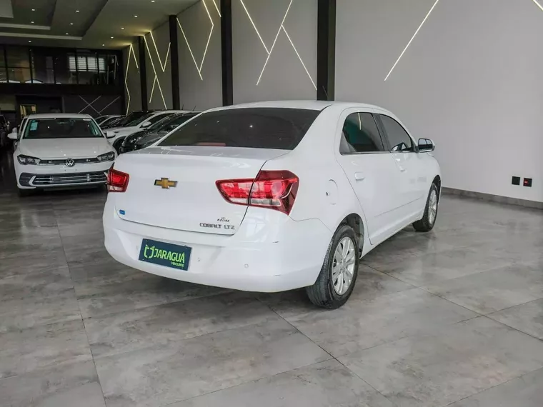 Chevrolet Cobalt Branco 4