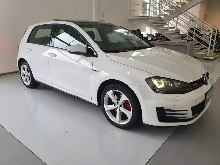 Volkswagen Golf Branco 1