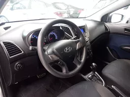 Hyundai HB20X