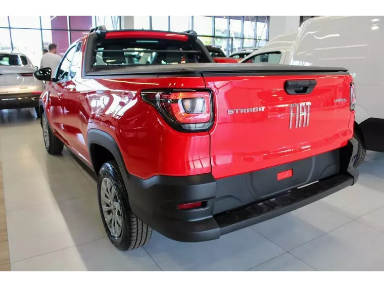 Fiat Strada Vermelho 2