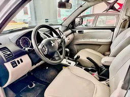 Mitsubishi Pajero Dakar