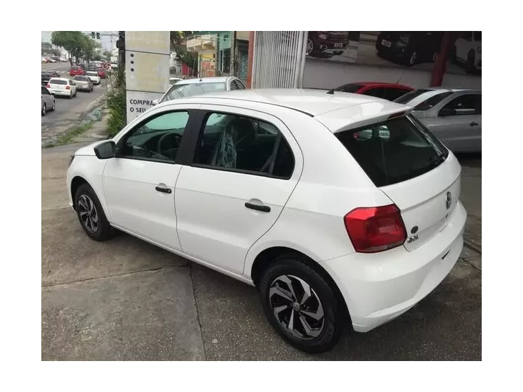 Volkswagen Gol Branco 12