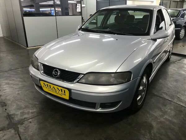 CHEVROLET VECTRA 2.2 CD 16V Prata 2002