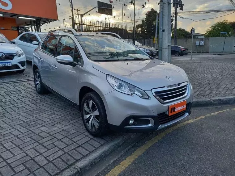 Peugeot 2008 Prata 17