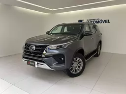 Toyota Hilux SW4