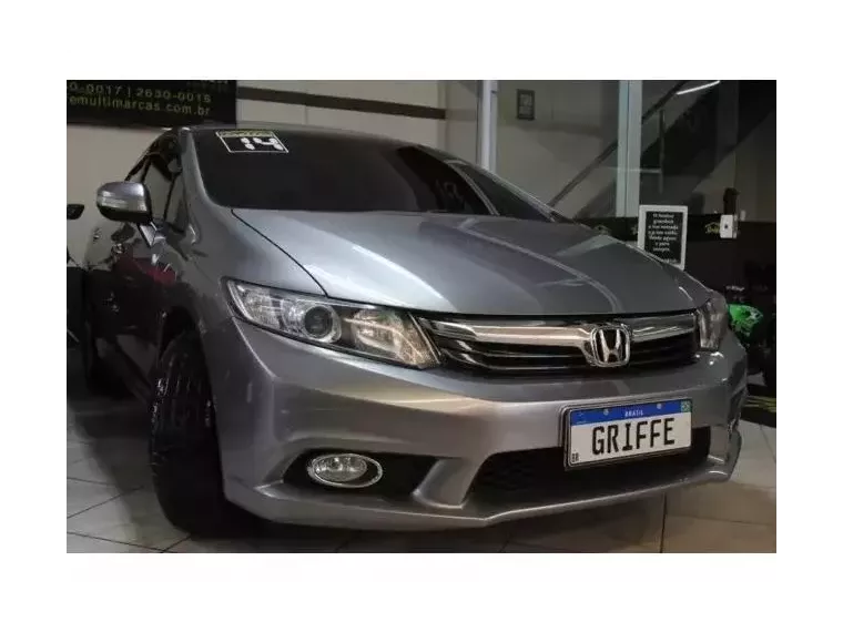 Honda Civic Cinza 10