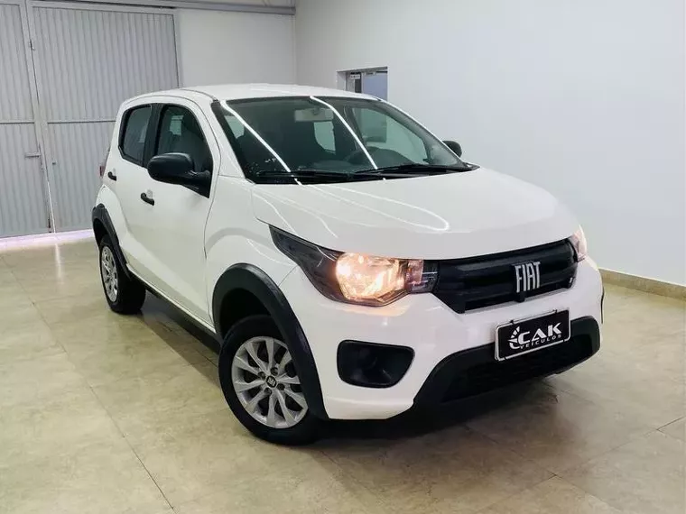 Fiat Mobi Branco 15