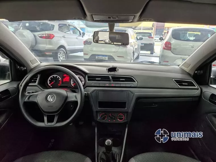 Volkswagen Gol Prata 8