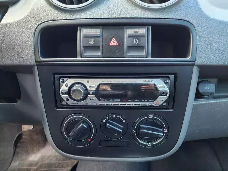 Volkswagen Gol Vermelho 9