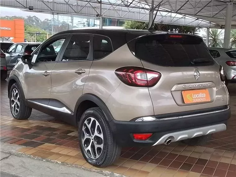 Renault Captur Bronze 10